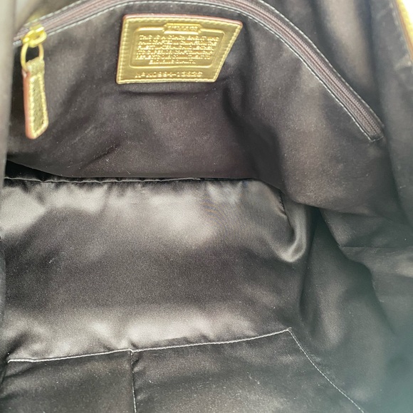 Coach Poppy Signature Tote Bag - Picture 7 of 9